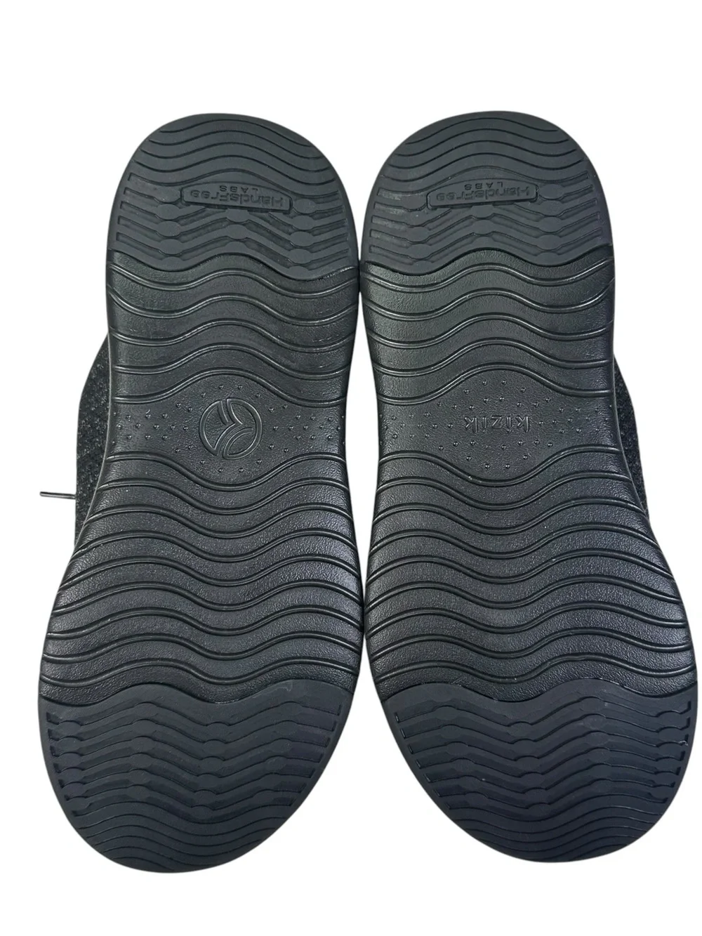 Kizik Lima Shoes Mens 7.5 Black Heather Hands Free Sneakers G3FC Comfort Slip On